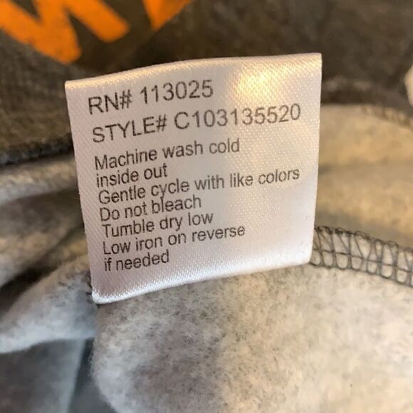 Love, Peace, & Lazy Days Gray fall sweatshirt NWT - Picture 14 of 14